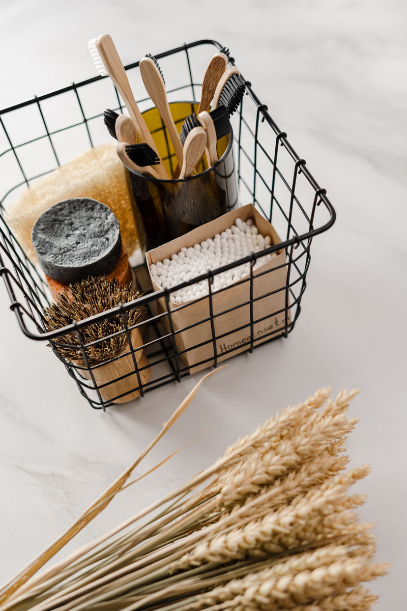Come organizzare il bagno: divisori, cestini e organizer che cambiano tutto